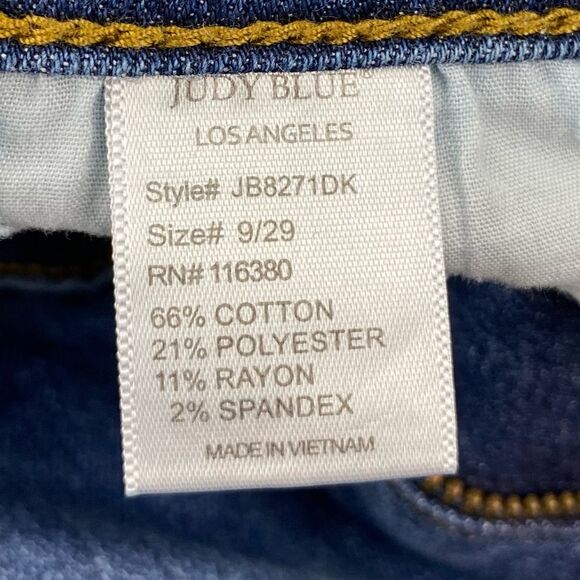 Judy Blue Women's Distressed Relaxed Fit Stretch Jeans |  Size:  9/29 - Picture 13 of 14